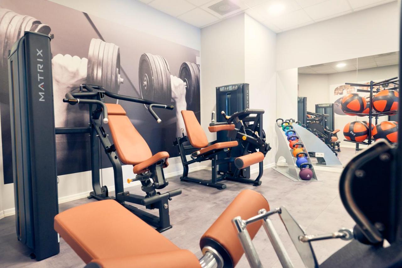 Vila Vita Rosenpark 마르부르크 외부 사진 The gym at the hotel