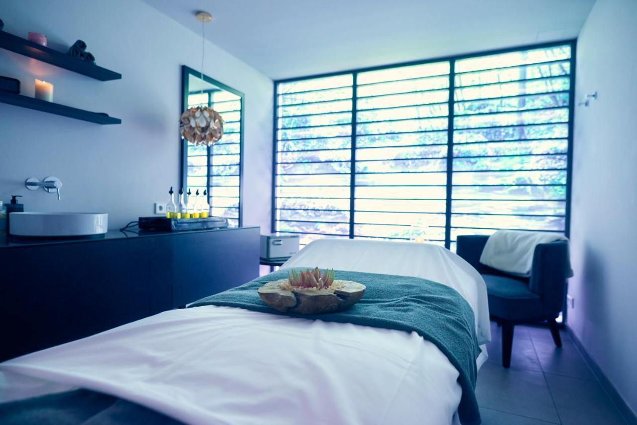 Vila Vita Rosenpark 마르부르크 외부 사진 Treatment room at the spa