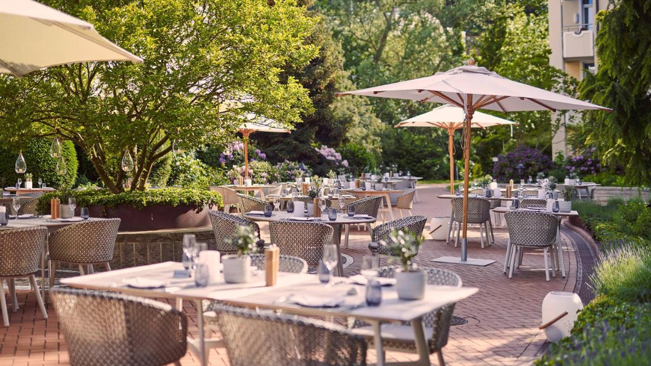 Vila Vita Rosenpark 마르부르크 외부 사진 The Terrace at the Hotel de la Paix