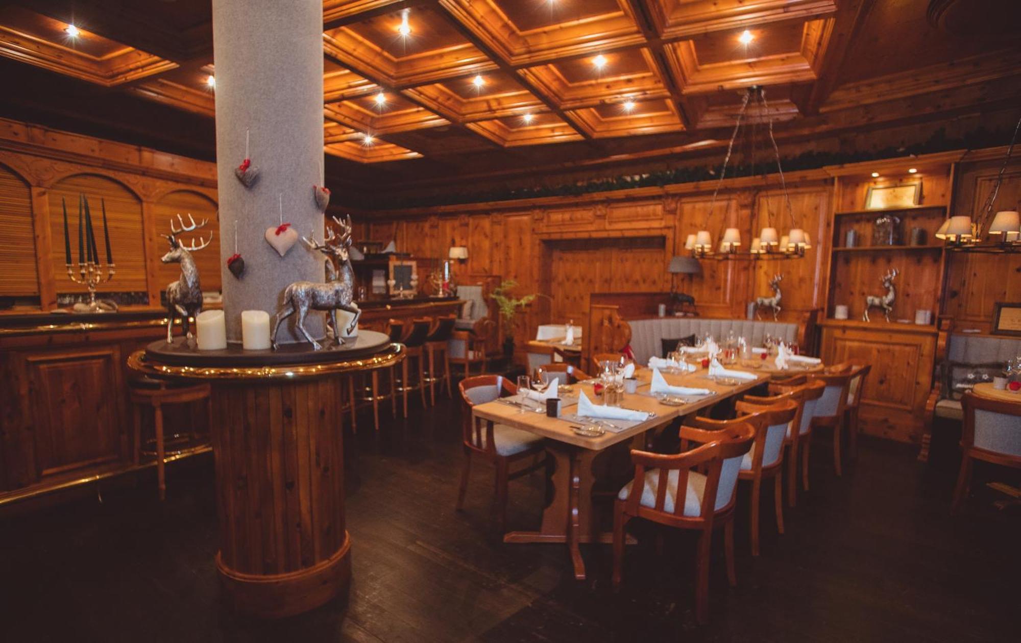 Vila Vita Rosenpark 마르부르크 외부 사진 Restaurant in the Hotel Axelmannstein